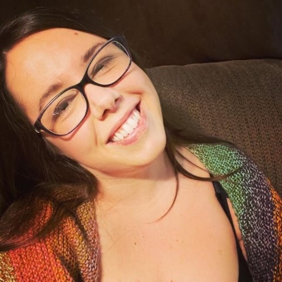 Meet your Posher, Stephanie - Picture 1 of 1